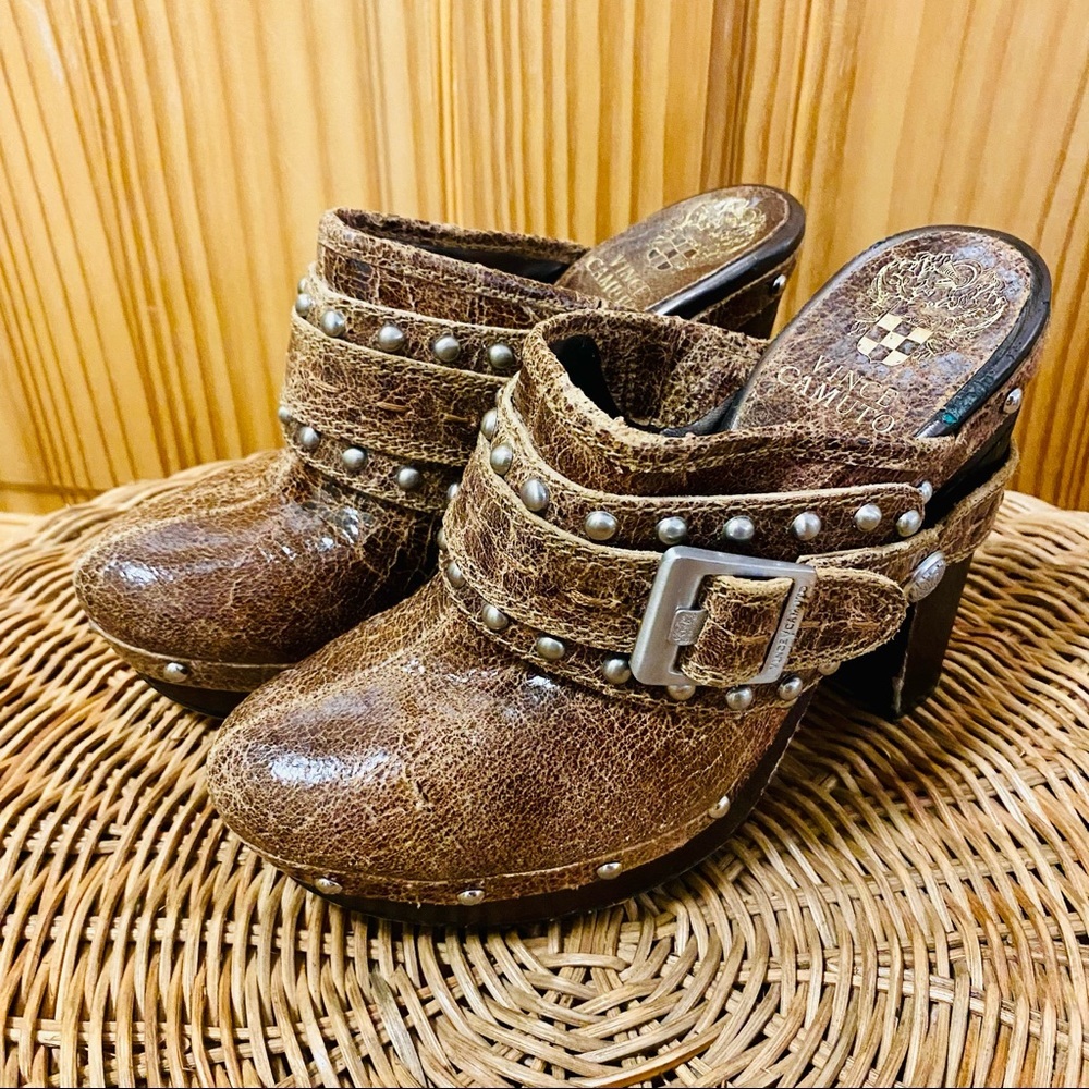 Vince Camuto Christies tan brown leather clog heel